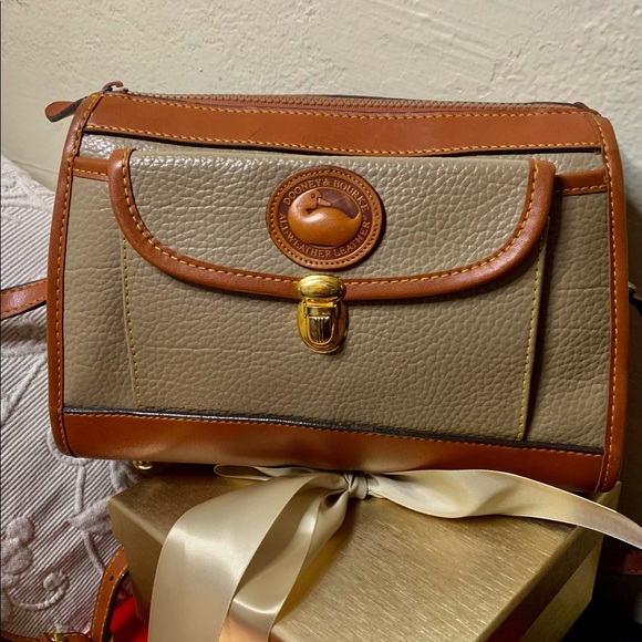 - 👜DOONEY BOURKE👜 MEDIANA👜#DB199